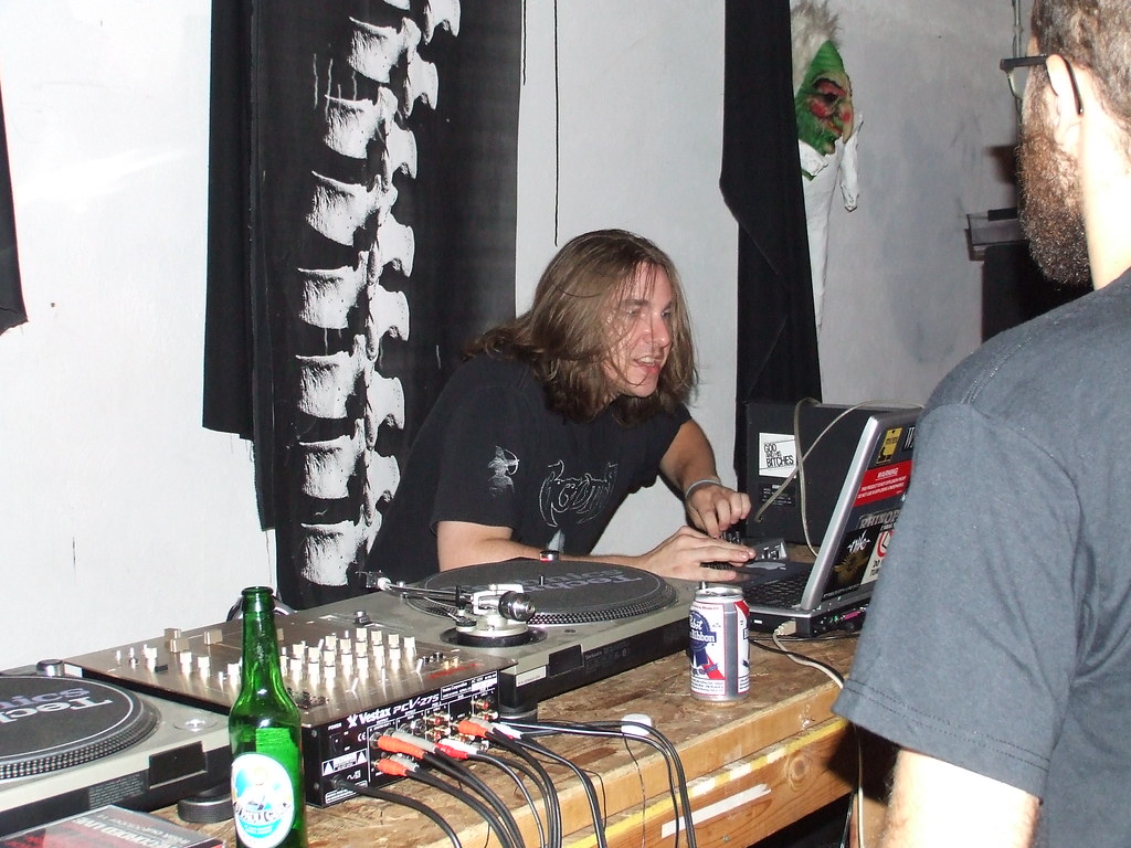 blaerg and an observant bearded man, 2006/7